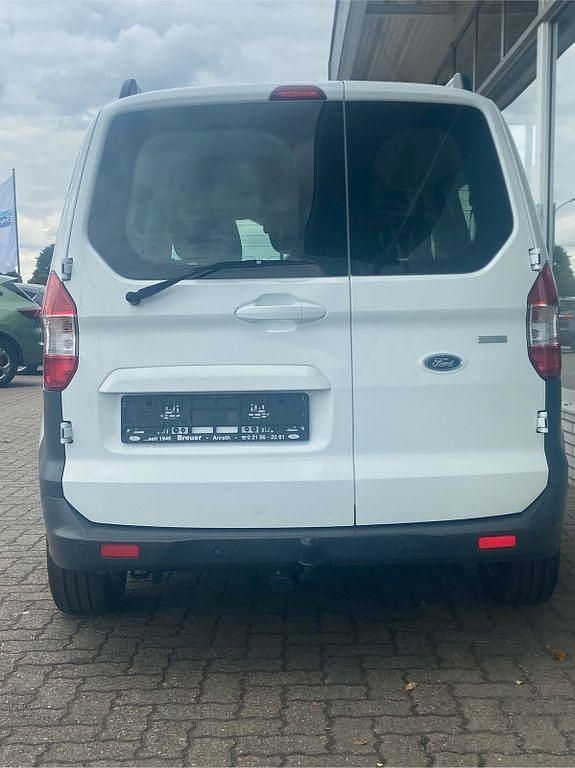 Gebraucht Ford Transit Trend 101 PS (74 kW) 2018 Weiß Kombi