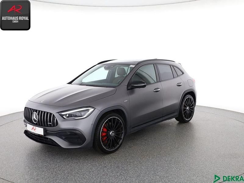 Grau Gebraucht 2022 Mercedes GLA45 AMG AMG SUV | 53.780 € (Etwas zu teuer) - Bild 1/4