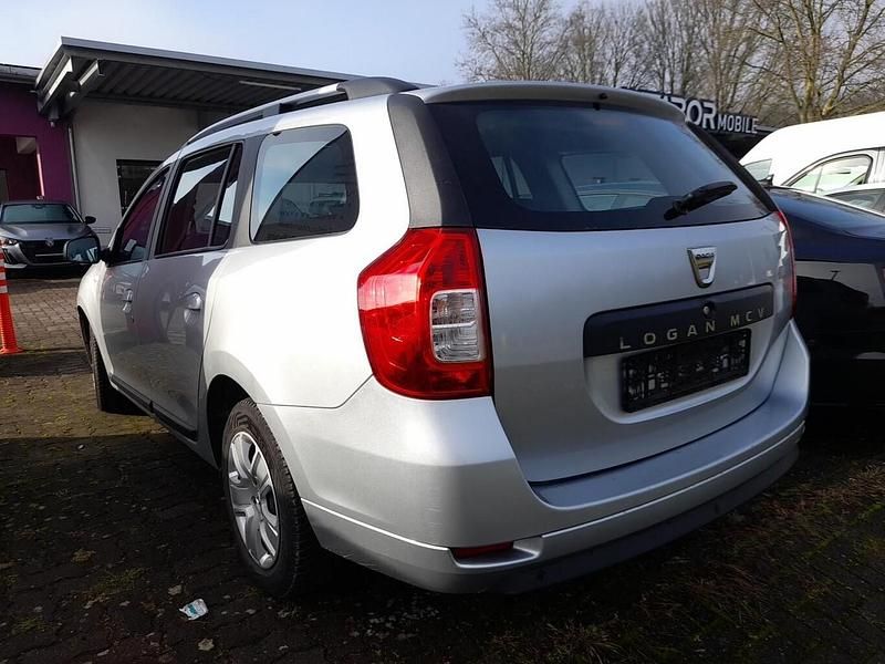 Gebraucht Dacia Logan Comfort 73 PS (53 kW) 2020 Grau metallic