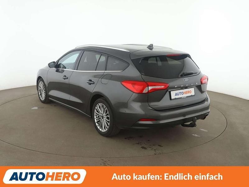 Gebraucht Ford Focus Titanium 150 PS (110 kW) 2019 Grau Kombi