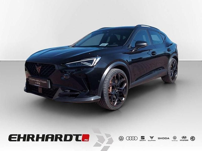 Midnight schwarz metallic Gebraucht 2024 Cupra Formentor VZ SUV | 44.990 € (Fairer Preis) - Bild 1/3