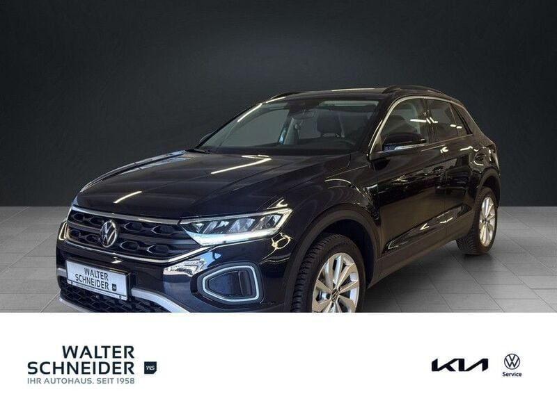 Deep black perleffekt Gebraucht 2025 VW T-Roc Life SUV | 29.710 € (Guter Preis) - Bild 1/4