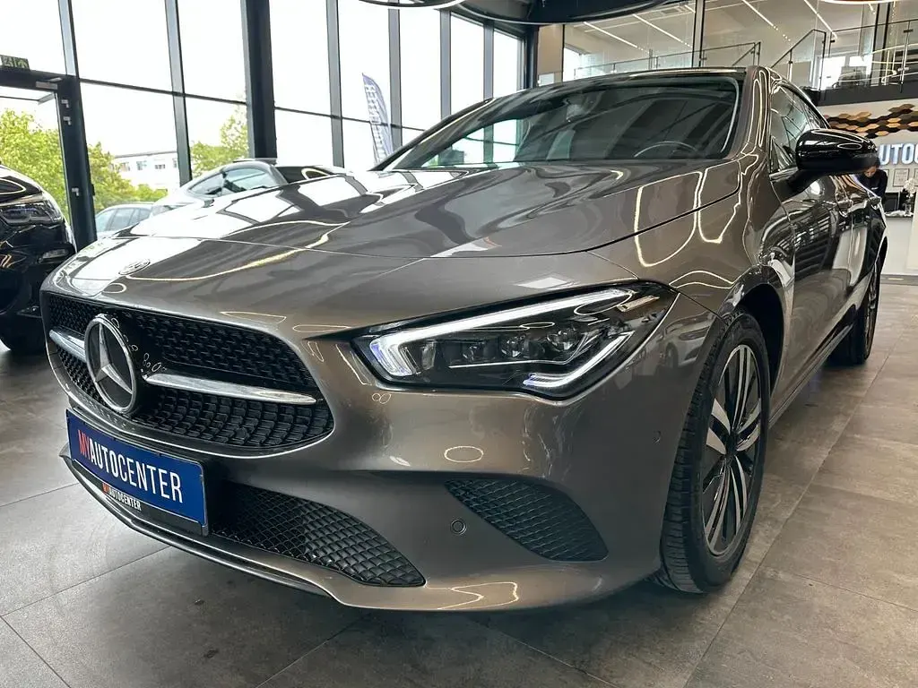 Gebraucht Mercedes CLA220 190 PS (139 kW) 2021 Grau Limousine