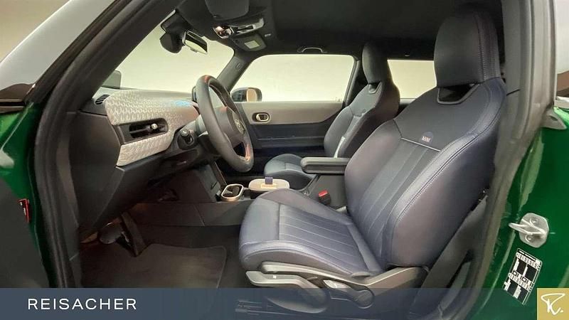 Gebraucht Mini Cooper S Coupé Favoured 204 PS (150 kW) 2024 British racing green metallic Coupé