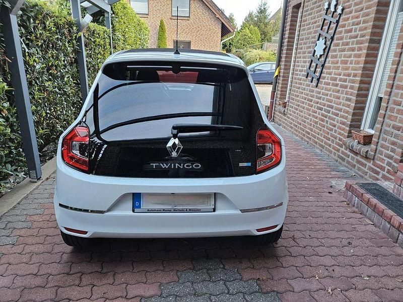 Gebraucht Renault Twingo Intens 60 kW (82 PS) 2021 Weiß Kleinwagen