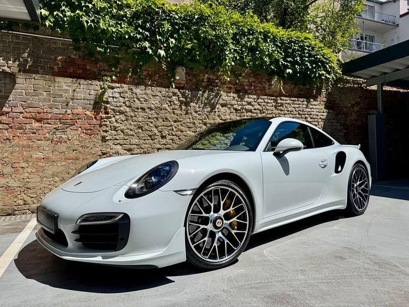 Weiß Gebraucht 2015 Porsche 911 Turbo S | 129.400 € (Fairer Preis) - Bild 1/4