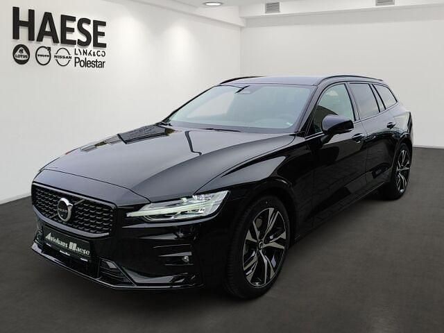 Gebraucht Volvo V60 Plus 197 PS (144 kW) 2024 Schwarz Kombi