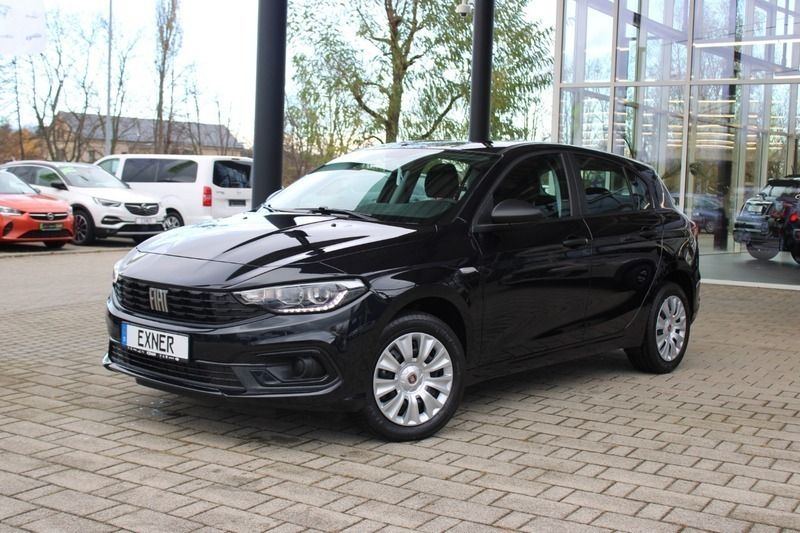 Cinema schwarz Gebraucht 2024 Fiat Tipo Limousine | 20.490 € (Fairer Preis) - Bild 1/4