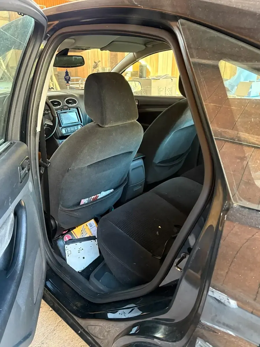 Occasion Ford Focus Ghia 115 ch (84 kW) 2004 Noir Berline