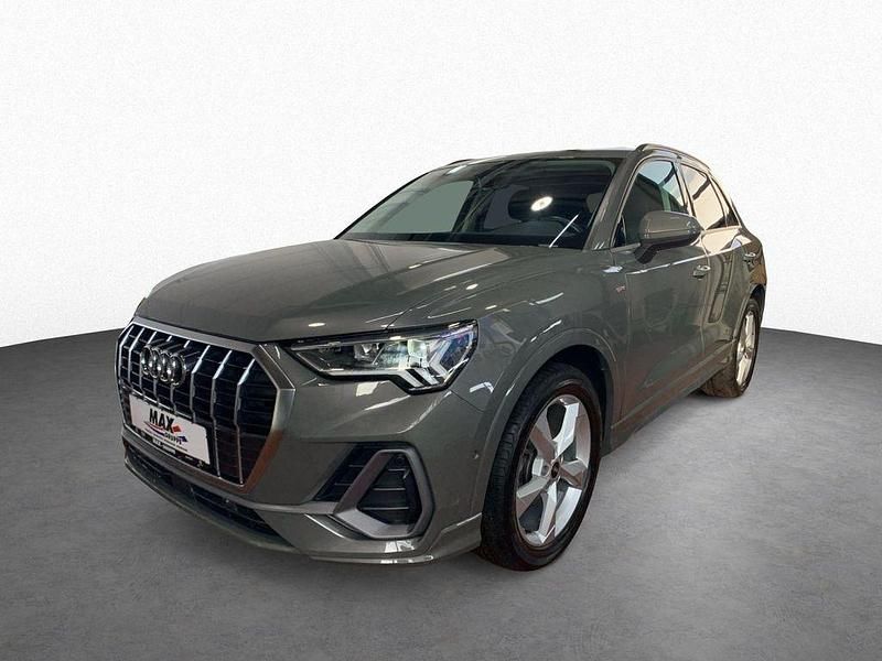 Gebraucht Audi Q3 S-Line 150 PS (110 kW) 2023 Chronosgrau metallic (metallic) SUV