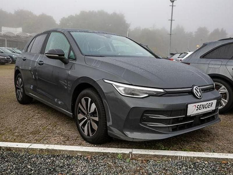 Gebraucht VW Golf VIII Goal 150 PS (110 kW) 2025 Grau Limousine