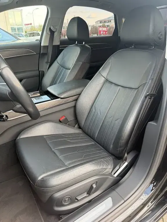 Gebraucht Audi A8L Ambiente 286 PS (210 kW) 2018 Schwarz Limousine