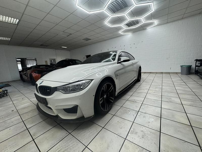 Weiß Gebraucht 2016 BMW M4 Coupé | 45.900 € (Superpreis) - Bild 1/4