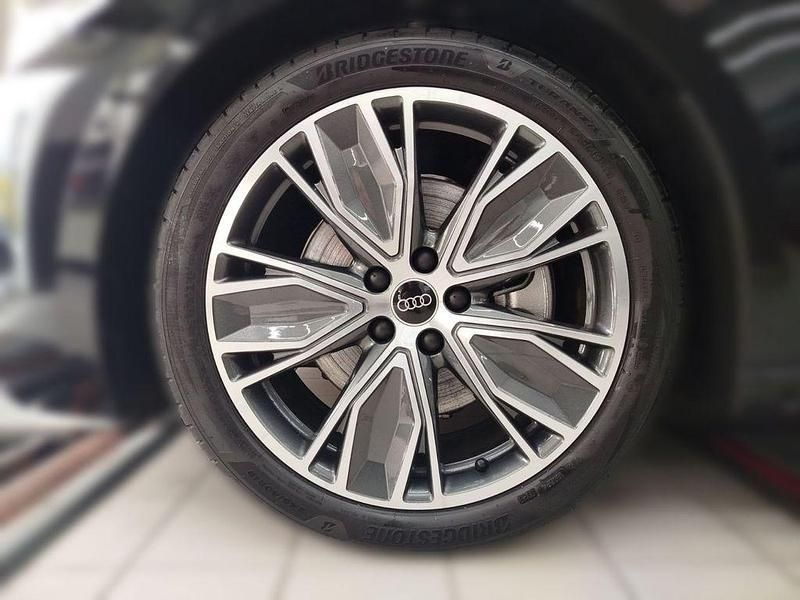 Gebraucht Audi A5 Ambiente 204 PS (150 kW) 2025 Mythosschwarz metallic Coupé