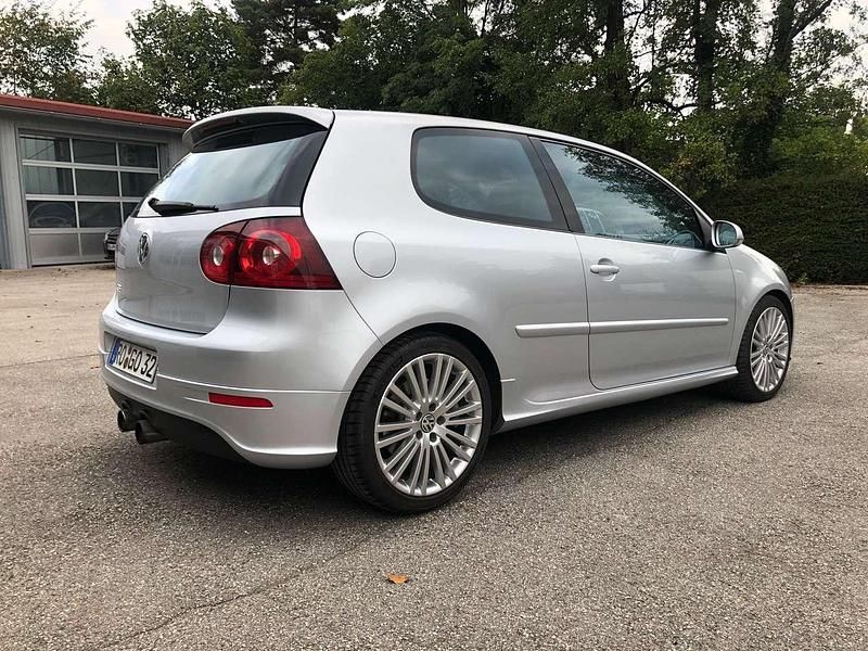 Gebraucht 2006 VW Golf V R Limousine | 11.500 € - Bild 1/2