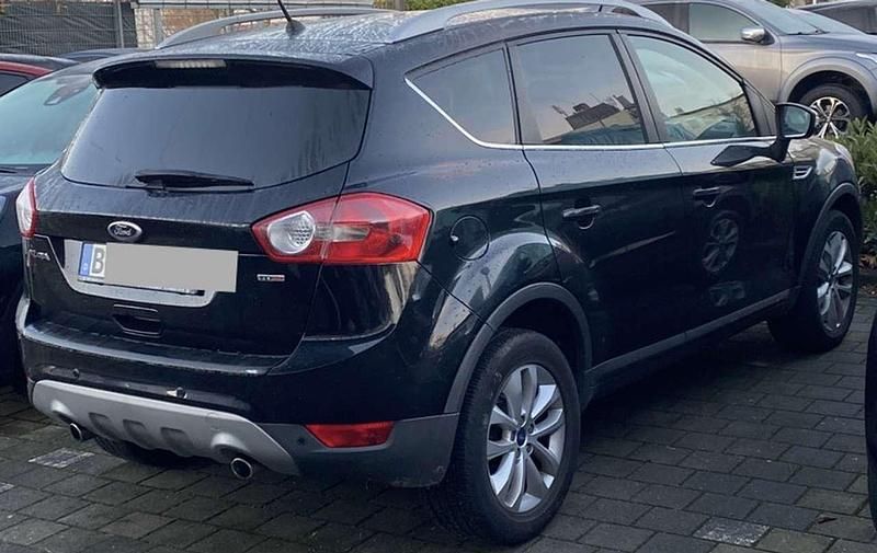 Gebraucht Ford Kuga Titanium 140 PS (102 kW) 2011 Schwarz SUV