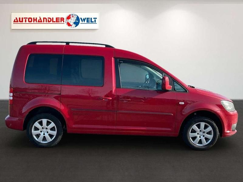 Gebraucht VW Caddy Edition 102 PS (75 kW) 2013 Rot Van / Kleinbus