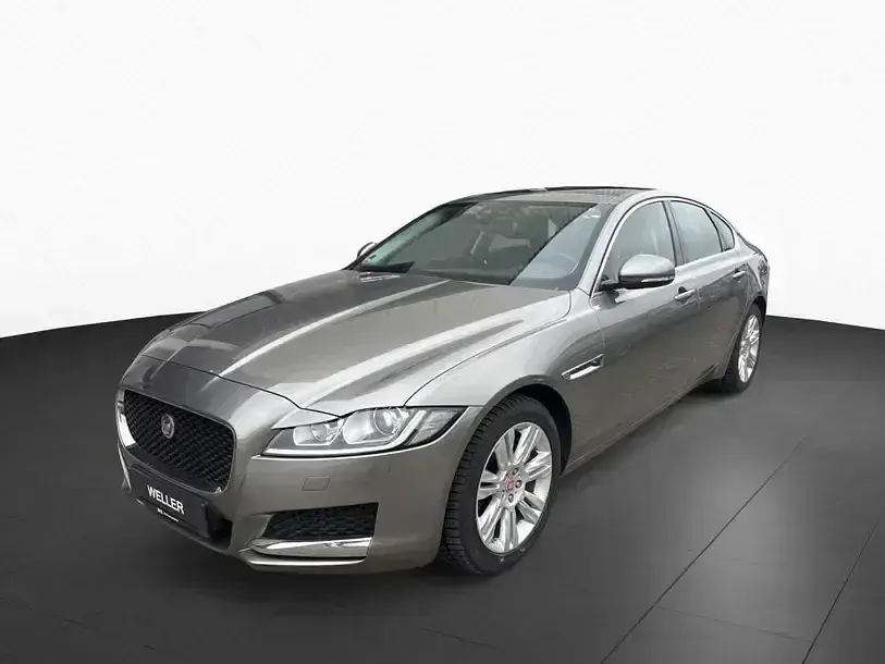 Gebraucht Jaguar XF Prestige 200 PS (147 kW) 2018 Grau (grau) Limousine
