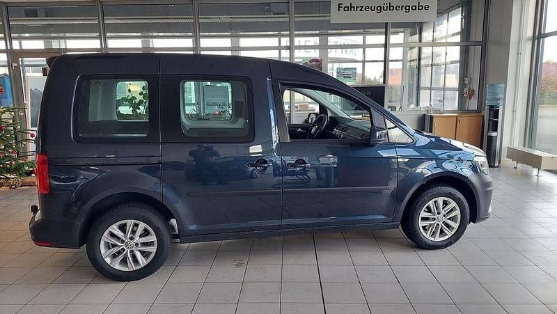 Gebraucht VW Caddy Trendline 102 PS (75 kW) 2020 Blau Van / Kleinbus