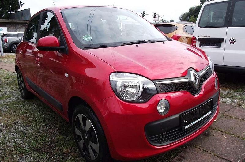 Rot Gebraucht 2015 Renault Twingo Dynamique Kleinwagen | 6.900 € (Fairer Preis) - Bild 1/4