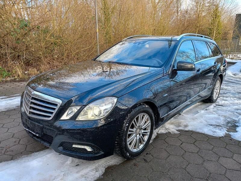 Gebraucht Mercedes E350 Avantgarde 231 PS (169 kW) 2010 Schwarz Kombi