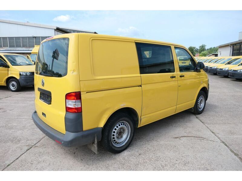 Gebraucht VW T5 84 PS (61 kW) 2011 Ginstergelb r1032 Van