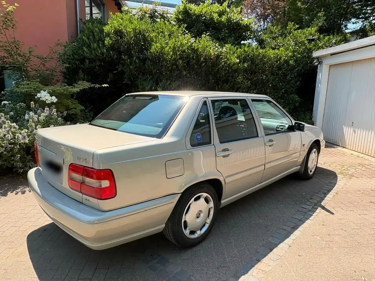Gebraucht Volvo S70 140 PS (102 kW) 1999 Gold Limousine