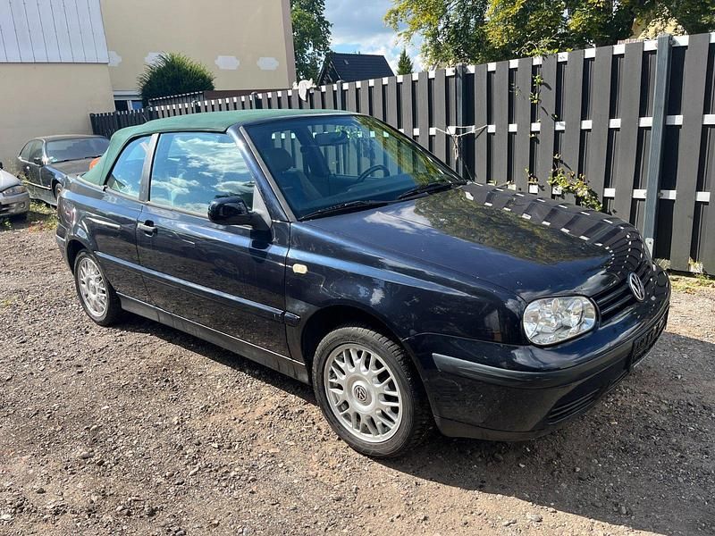 Gebraucht VW Golf Cabriolet 101 PS (74 kW) 2000 Blau Cabrio