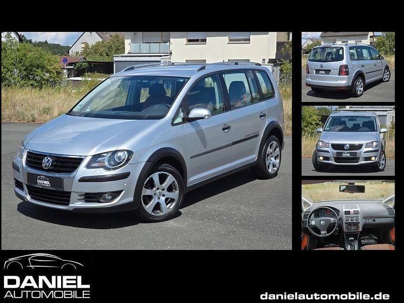 Silber Gebraucht 2009 VW Touran Cross Van / Kleinbus | 4.499 € (Superpreis) - Bild 1/4
