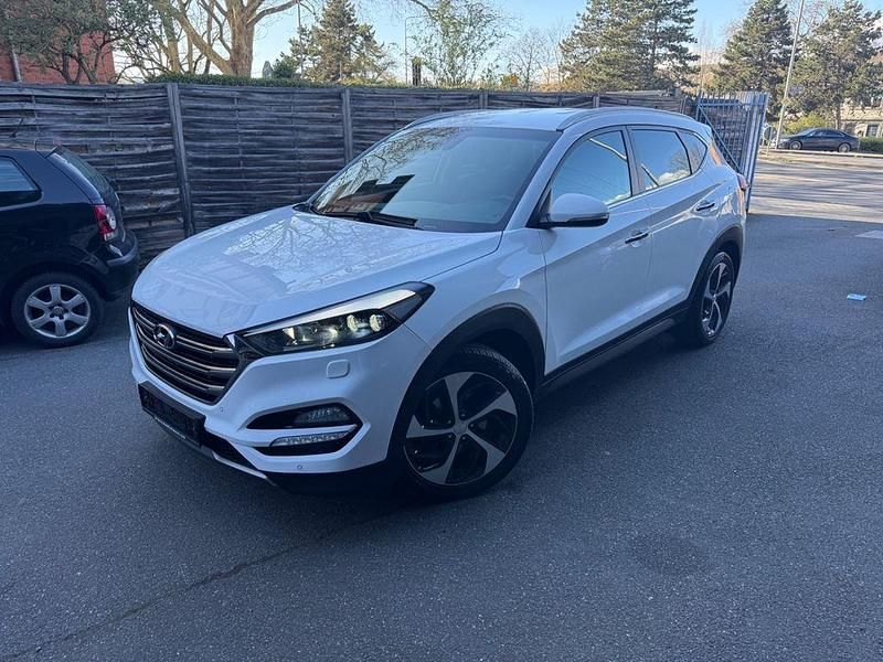 Gebraucht Hyundai Tucson Premium 185 PS (136 kW) 2016 Weiß SUV
