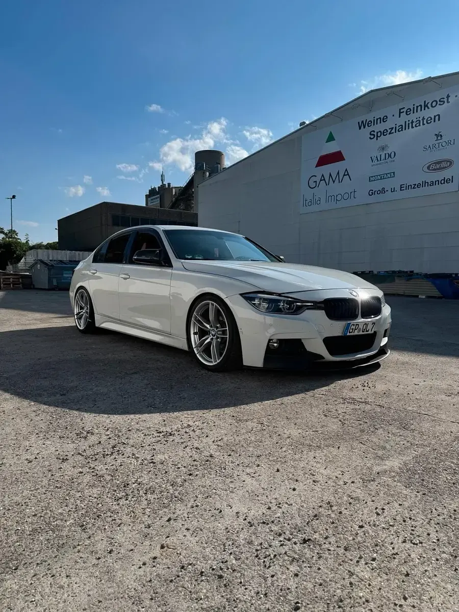 Gebraucht BMW 330 M Performance 252 PS (185 kW) 2015 Weiß Limousine