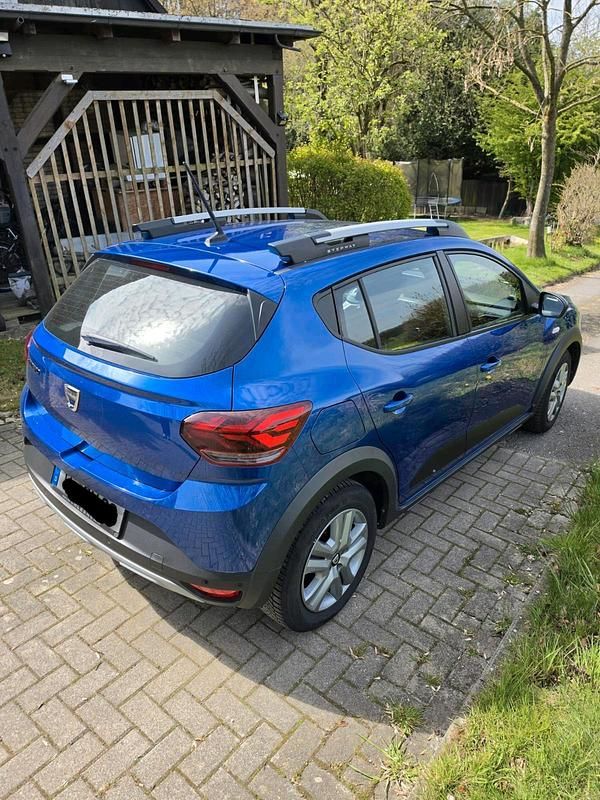 Gebraucht Dacia Sandero Comfort 100 PS (73 kW) 2022 Blau SUV