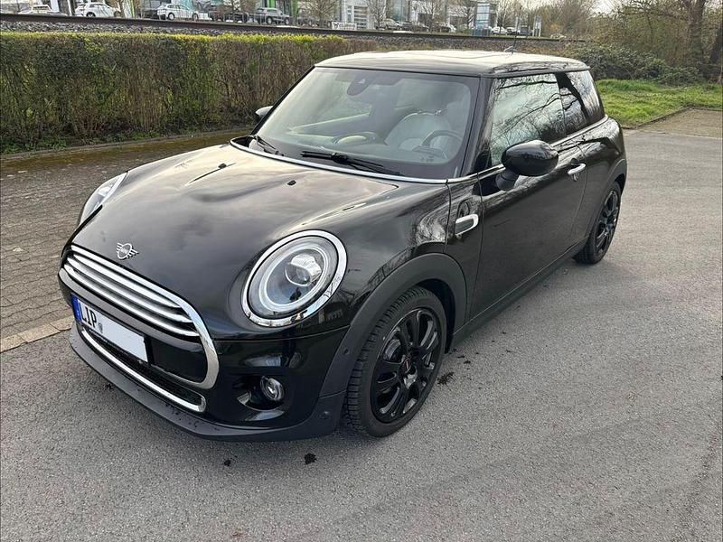 Gebraucht Mini Cooper 136 PS (100 kW) 2020 Schwarz Kleinwagen
