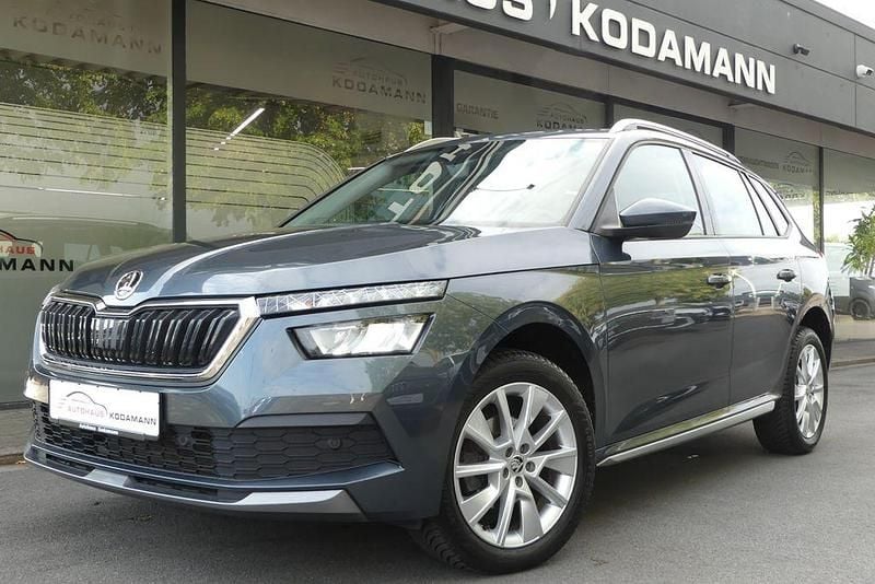Grau Gebraucht 2021 Skoda Kamiq Style SUV | 13.950 € (Superpreis) - Bild 1/4