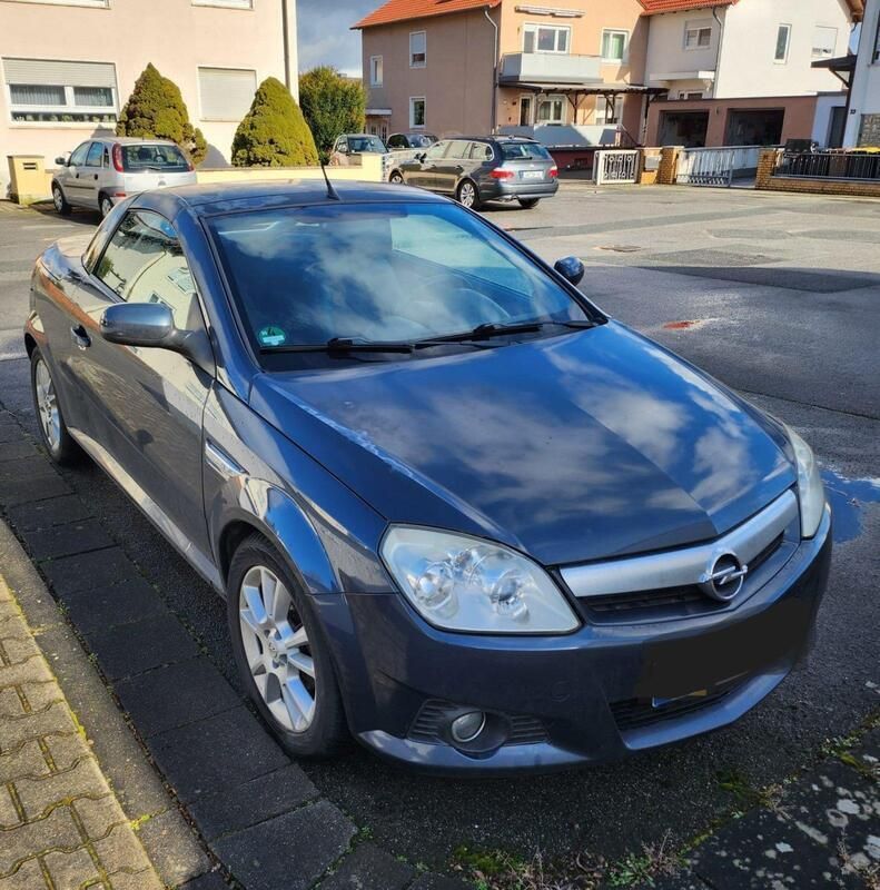 Grau Gebraucht 2007 Opel Tigra Cabrio | 1.550 € (Guter Preis) - Bild 1/3