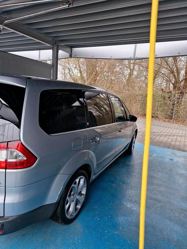 Gebraucht Ford Galaxy 175 PS (128 kW) 2009 Grau Van / Kleinbus