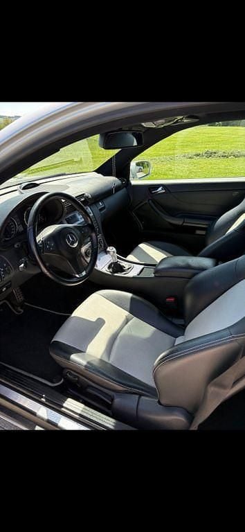 Gebraucht Mercedes CLC180 143 PS (105 kW) 2010 Silber Kleinwagen