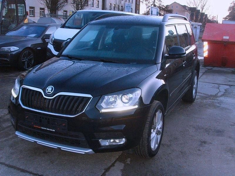 Gebraucht Skoda Yeti Joy 150 PS (110 kW) 2017 Schwarz SUV