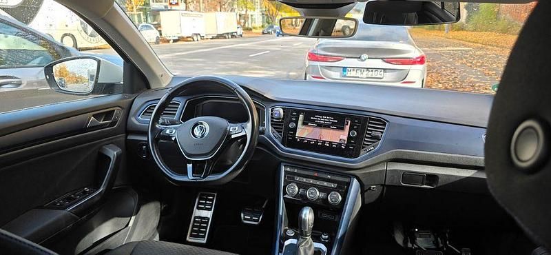 Gebraucht VW T-Roc Style 150 PS (110 kW) 2020 Schwarz SUV