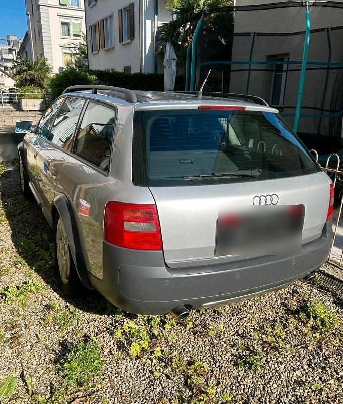 Usado Audi A6 250 HP (183 kW) 2001 Prateado Carrinha