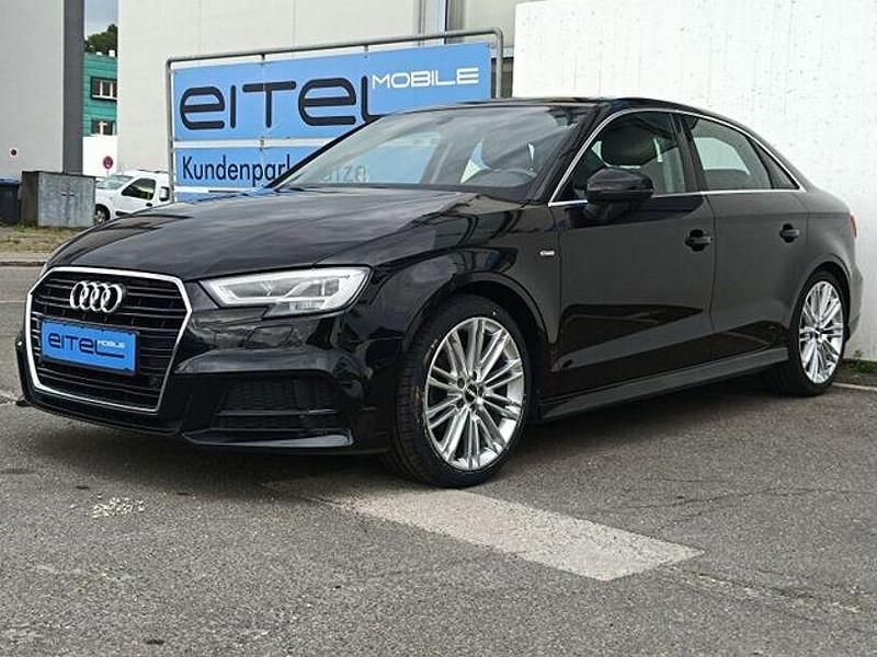 Black metallic Gebraucht 2017 Audi A3 S-Line Limousine | 17.990 € (Fairer Preis) - Bild 1/4