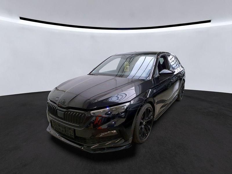 Schwarz Gebraucht 2021 Skoda Scala Monte Carlo Kleinwagen | 18.999 € (Fairer Preis) - Bild 1/4