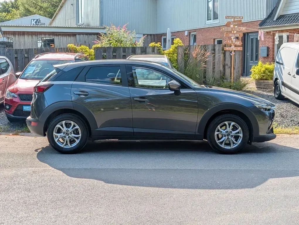 Gebraucht Mazda CX-3 Exclusive-Line 121 PS (88 kW) 2019 Grau SUV
