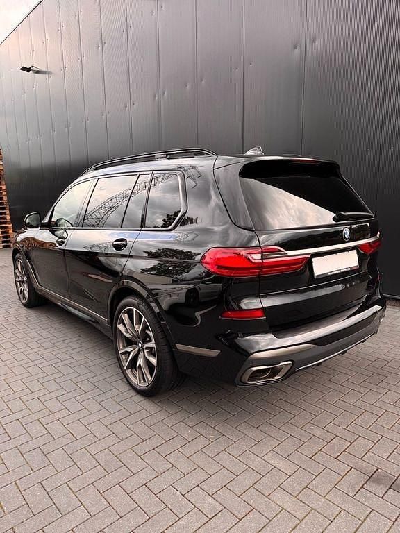 Schwarz Gebraucht 2021 BMW X7 Performance SUV | 55.500 € (Guter Preis) - Bild 1/4