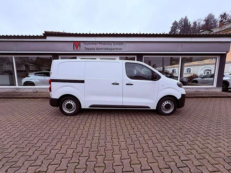 Neu Toyota Proace 120 PS (88 kW) 2025 Icy white Van / Kleinbus
