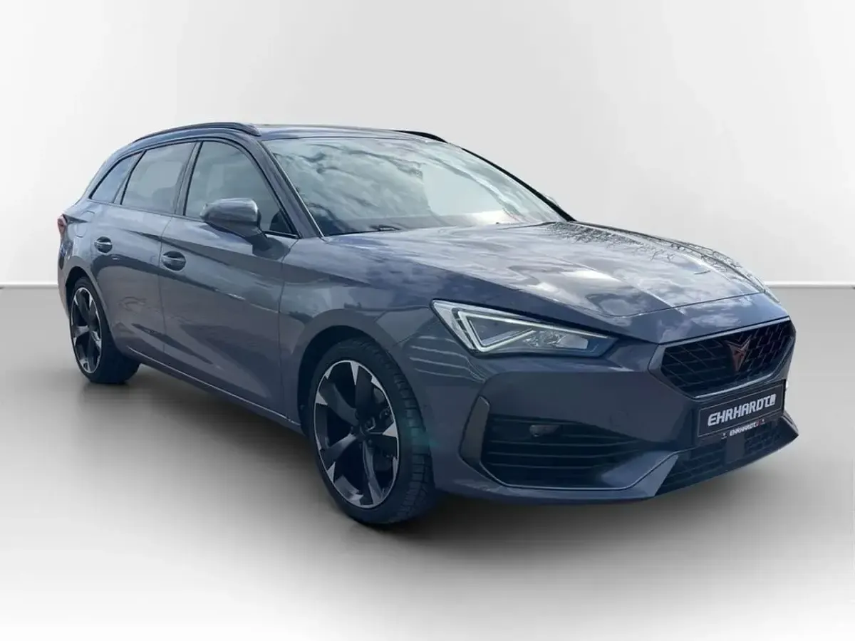 Usata Cupra Leon 150 CV (110 kW) 2023 Grigio Station wagon