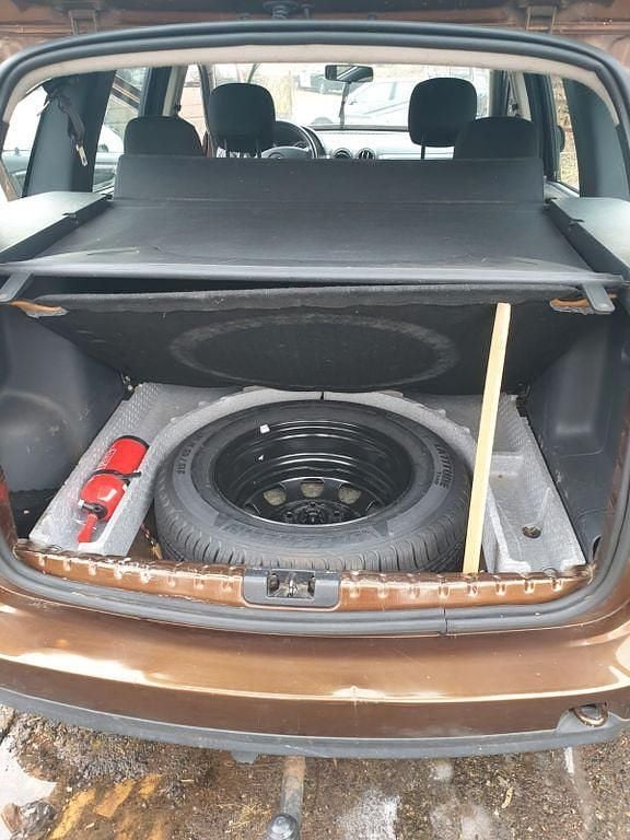 Second-hand Dacia Duster 110 CP (80 kW) 2012 Maro SUV