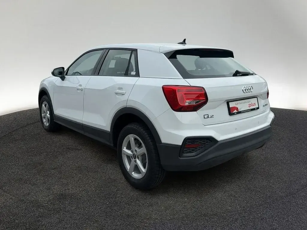 Używany Audi Q2 150 KM (110 kW) 2026 Biały SUV