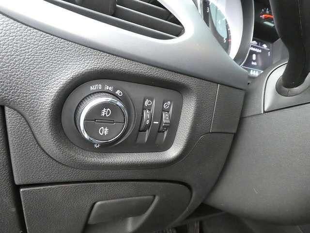 Gebraucht Opel Astra Business 122 PS (89 kW) 2022 Weiß Kombi