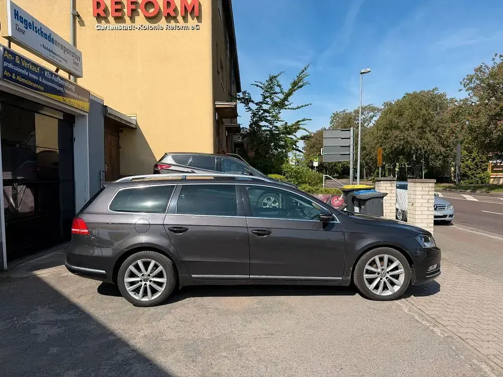 Gebraucht VW Passat Highline 140 PS (102 kW) 2011 Braun Kombi